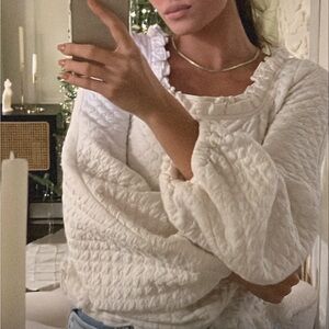 Nala White Quilted oversized Long Sleeve Top